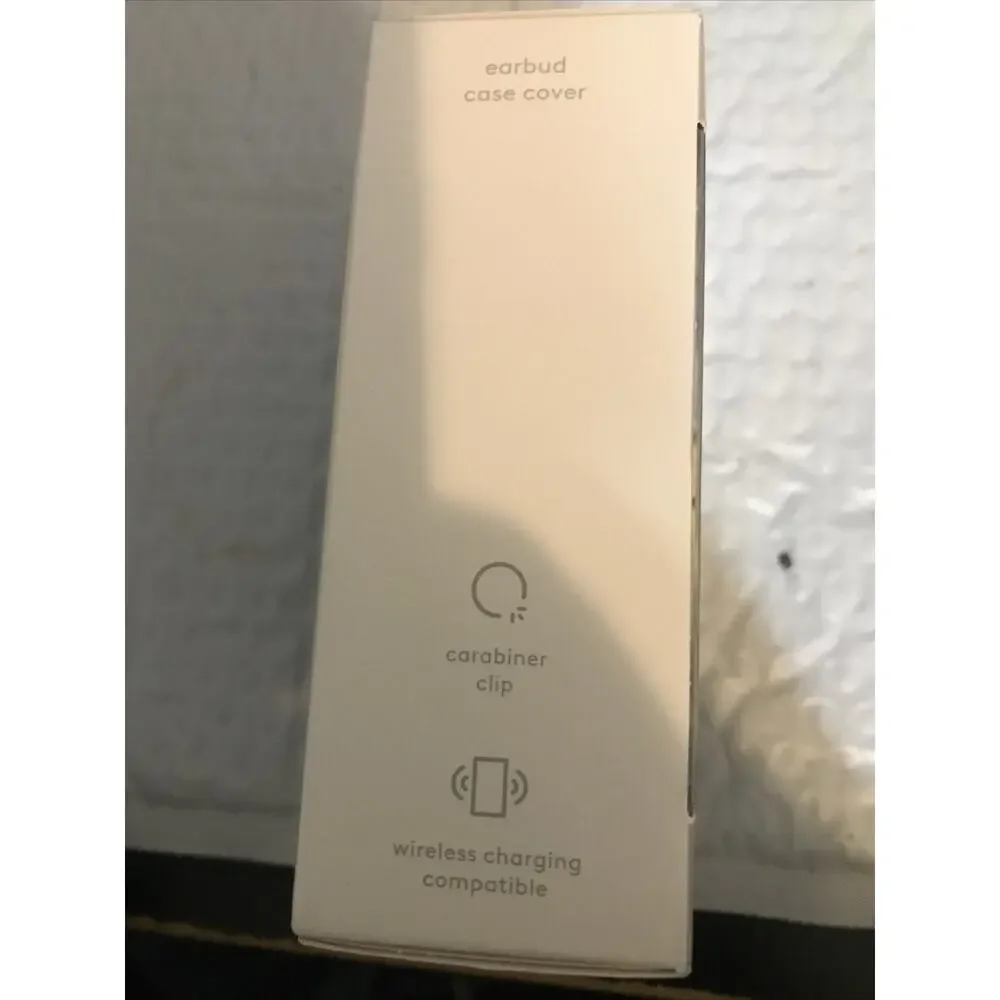 heyday Apple AirPods Pro (1/2 Generation) Case with Chiny Soukhoummalay NIB